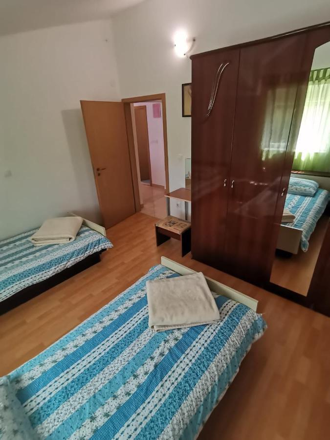 Trilj Apartman Jurika Extérieur photo